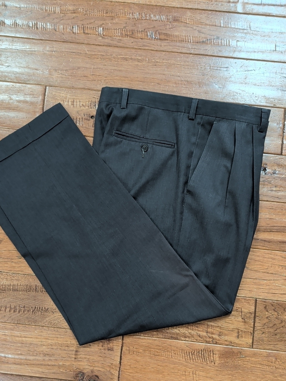 Lauren Ralph Lauren Gray Pleated Green Label Dress Pants